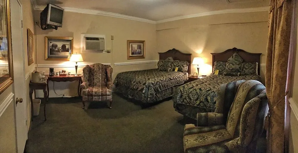 The 1927 Lure And Hotel Lake Lure