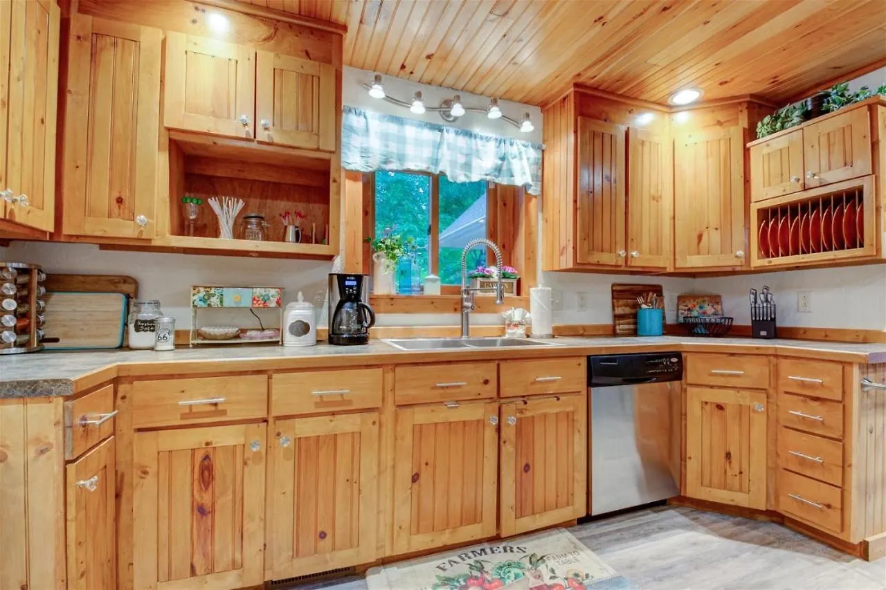 Firefly Farms * Lake Lure