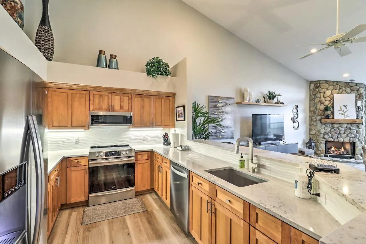 Lure With Pool And Access! * Lake Lure