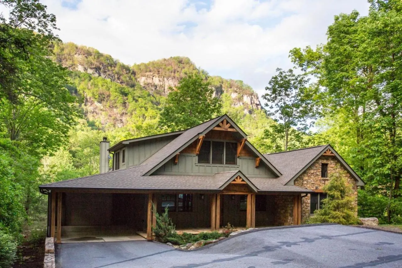 Mohicans Landing * Lake Lure