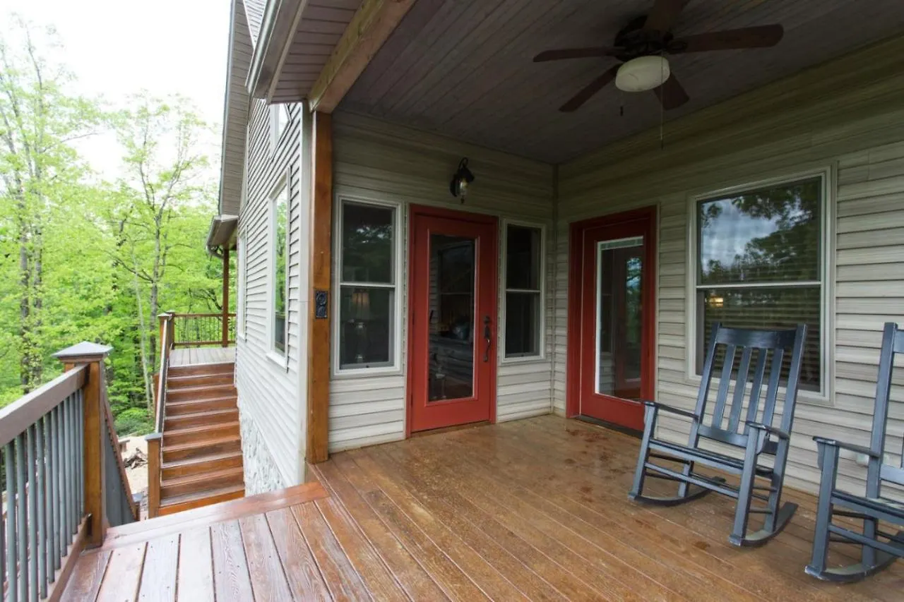 Blue Ridge Sunrise Holiday home *