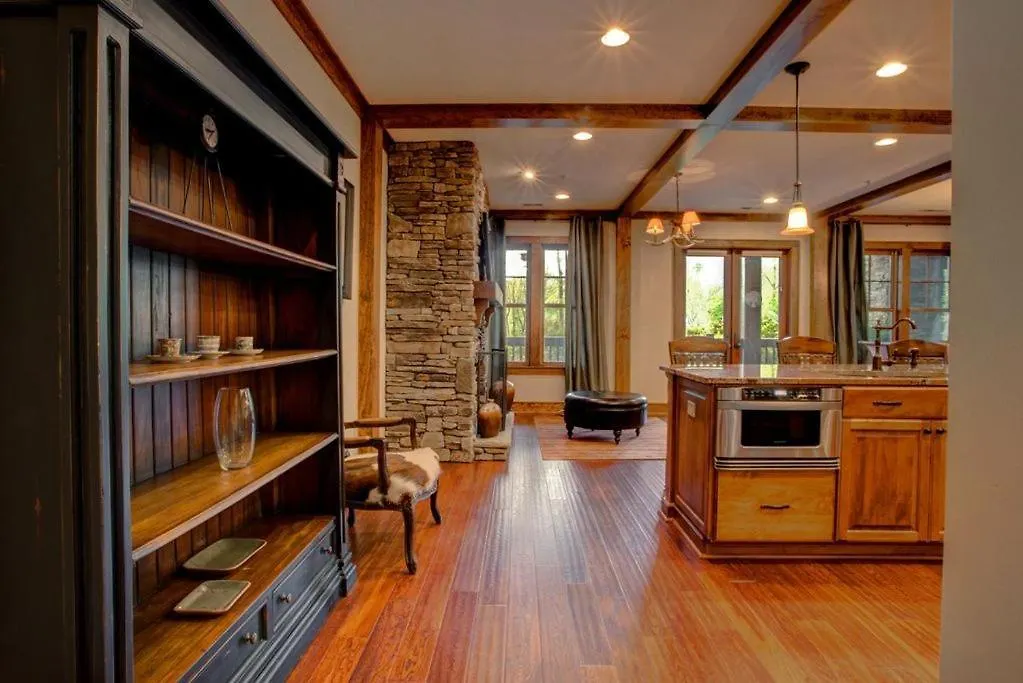 Luxury Lakeview 1br - Firefly Cove, *