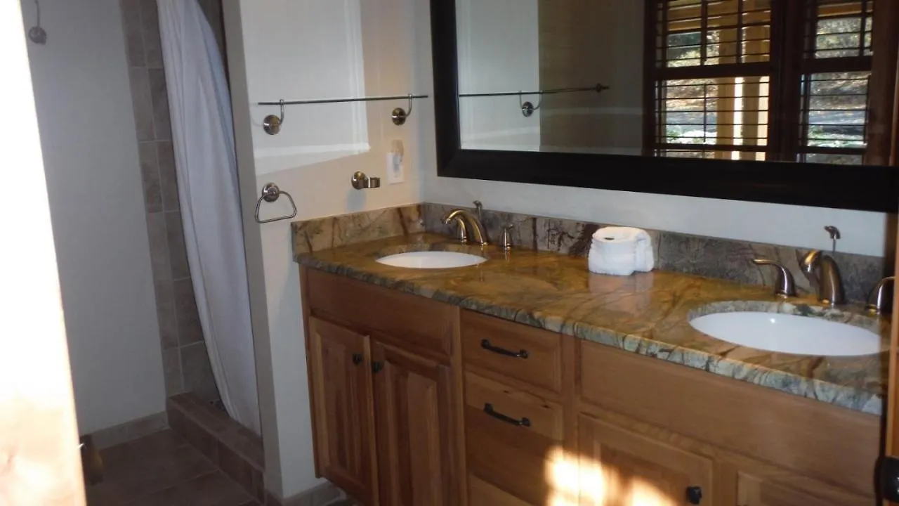 Mohicans Landing Holiday home
