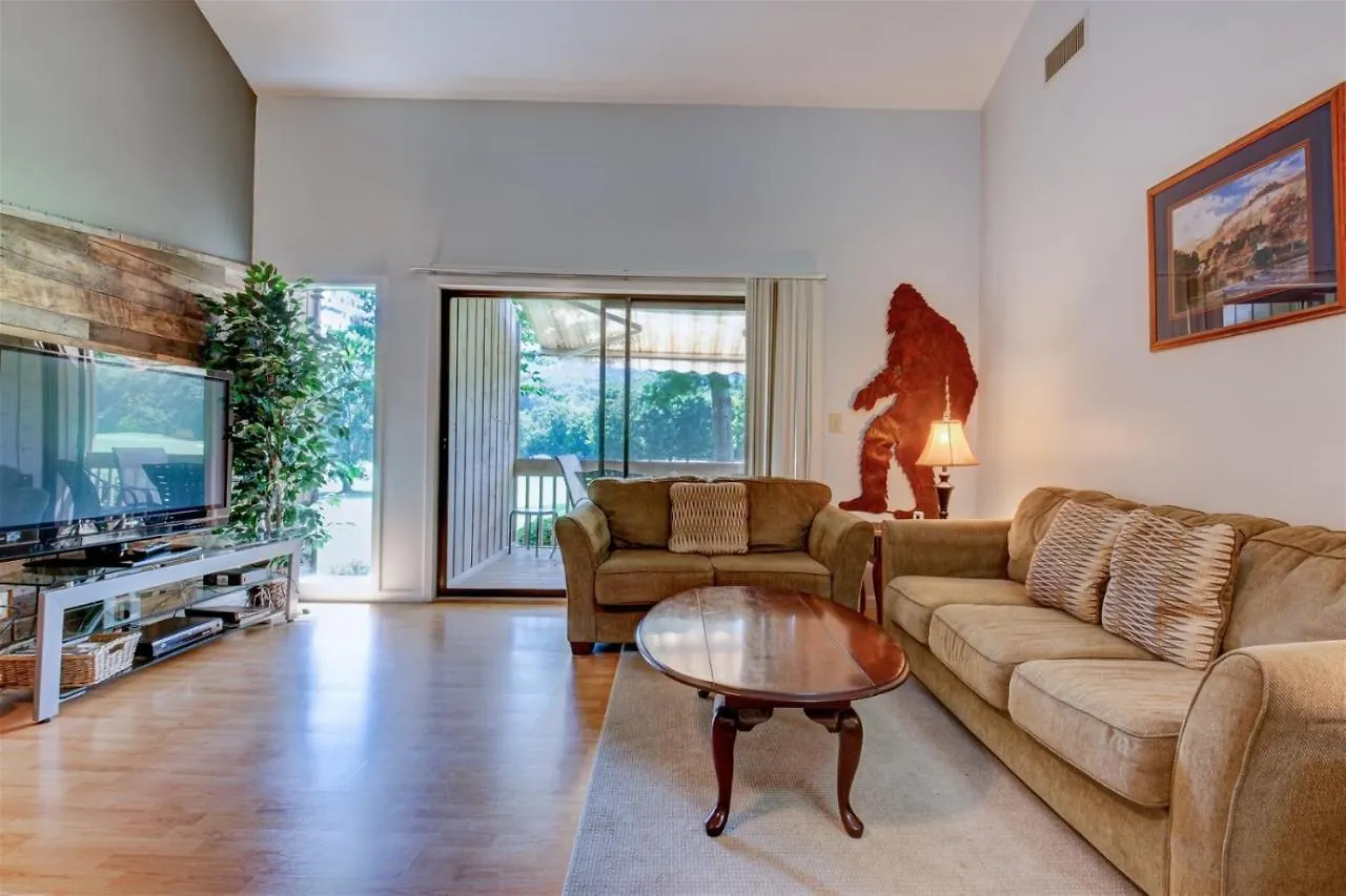 A Lot To Do At 1302 Holiday home