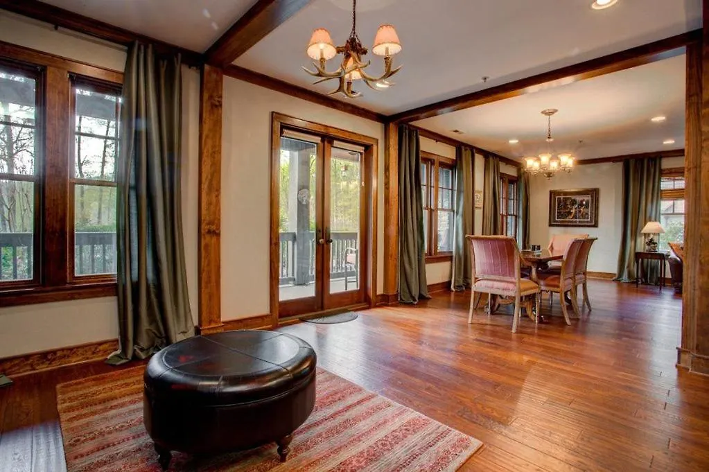 Luxury Lakeview 1br - Firefly Cove, شقة
