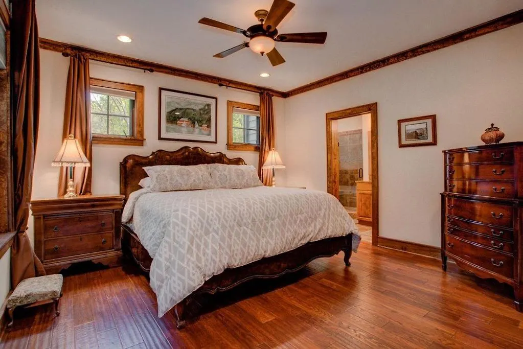 Luxury Lakeview 1br - Firefly Cove, شقة