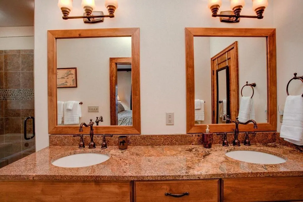 Luxury Lakeview 1br - Firefly Cove, شقة