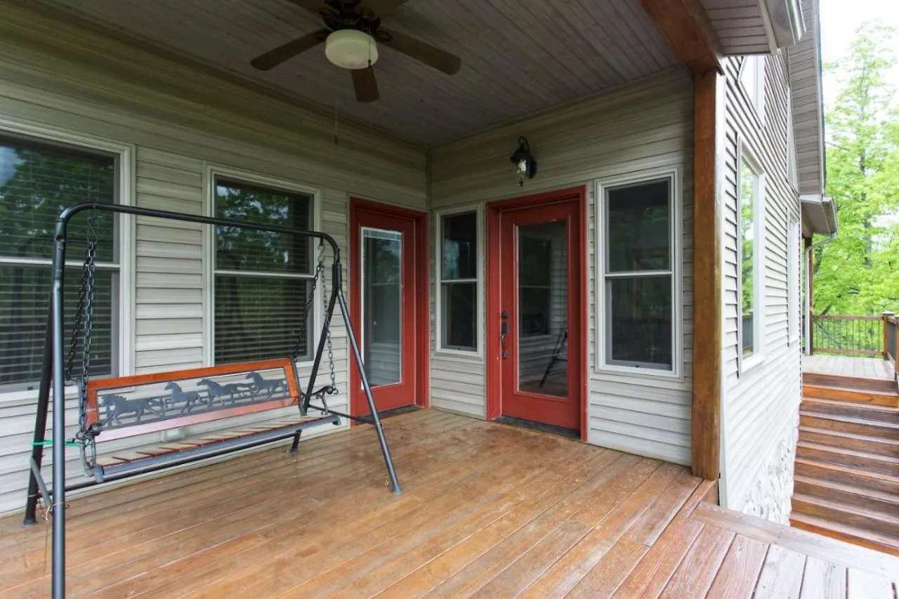 Blue Ridge Sunrise Holiday home *