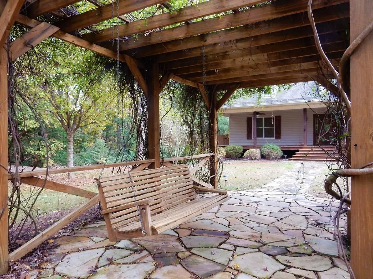 Holiday home Firefly Farms