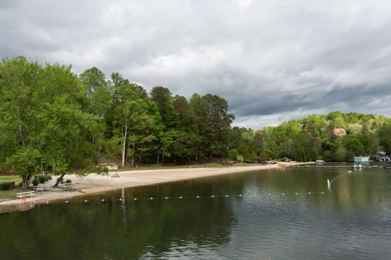 Mountain Laurel Holiday home