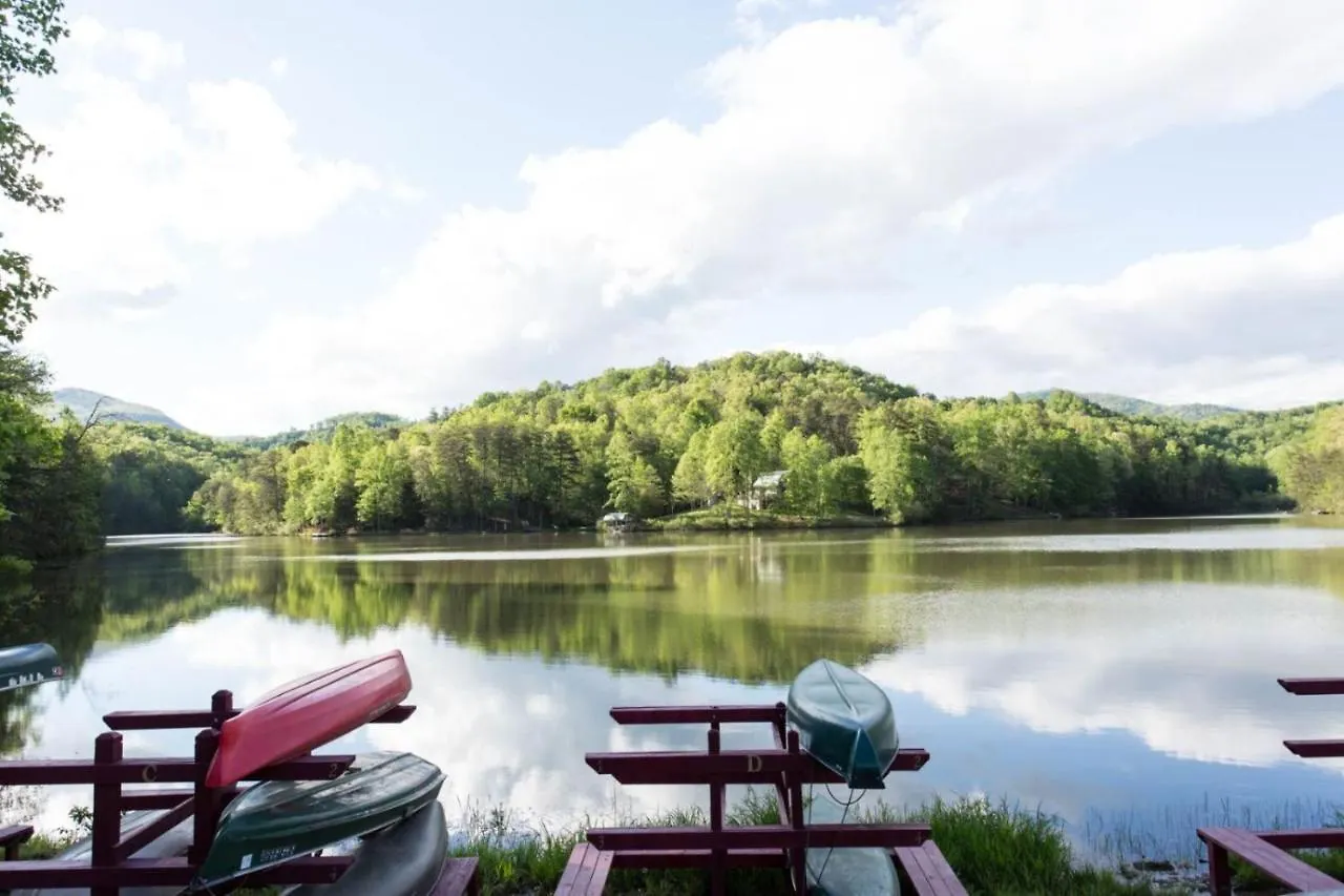 4 Bear Pause Lake Lure