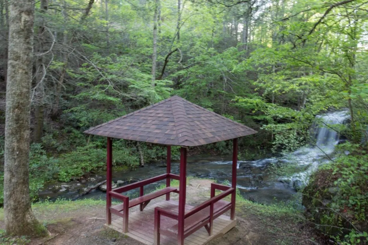 Holiday home Creekside Lake Lure