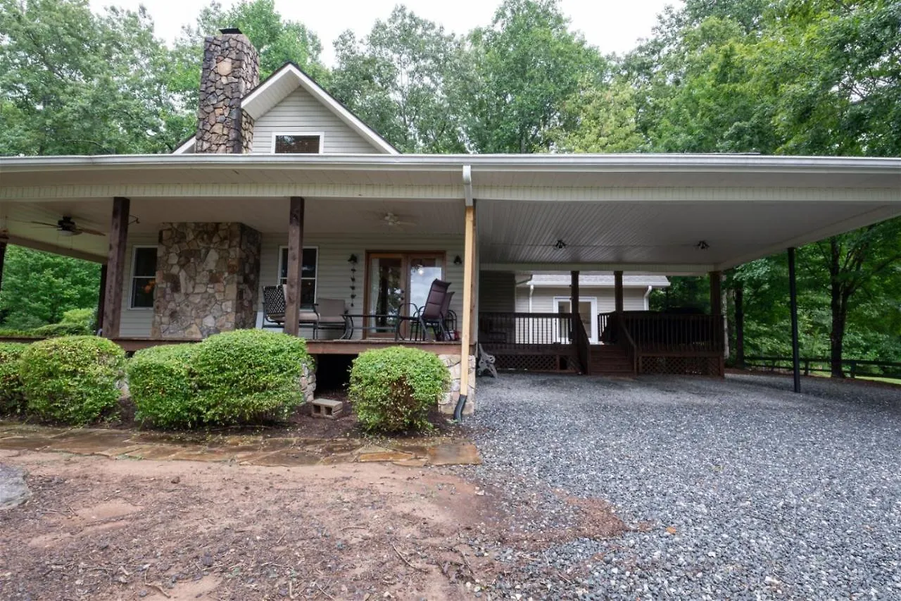 Holiday home Firefly Farms *