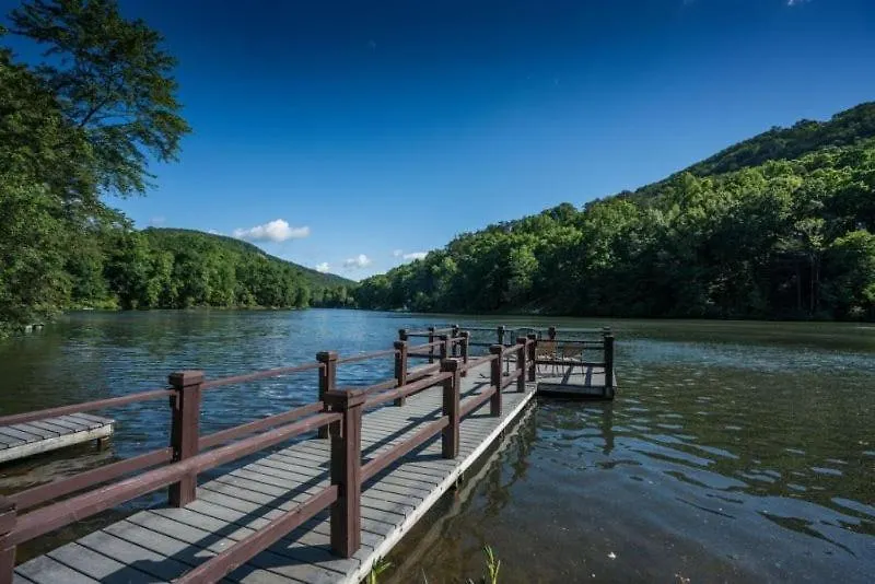 A Lot To Do At 1302 * Lake Lure