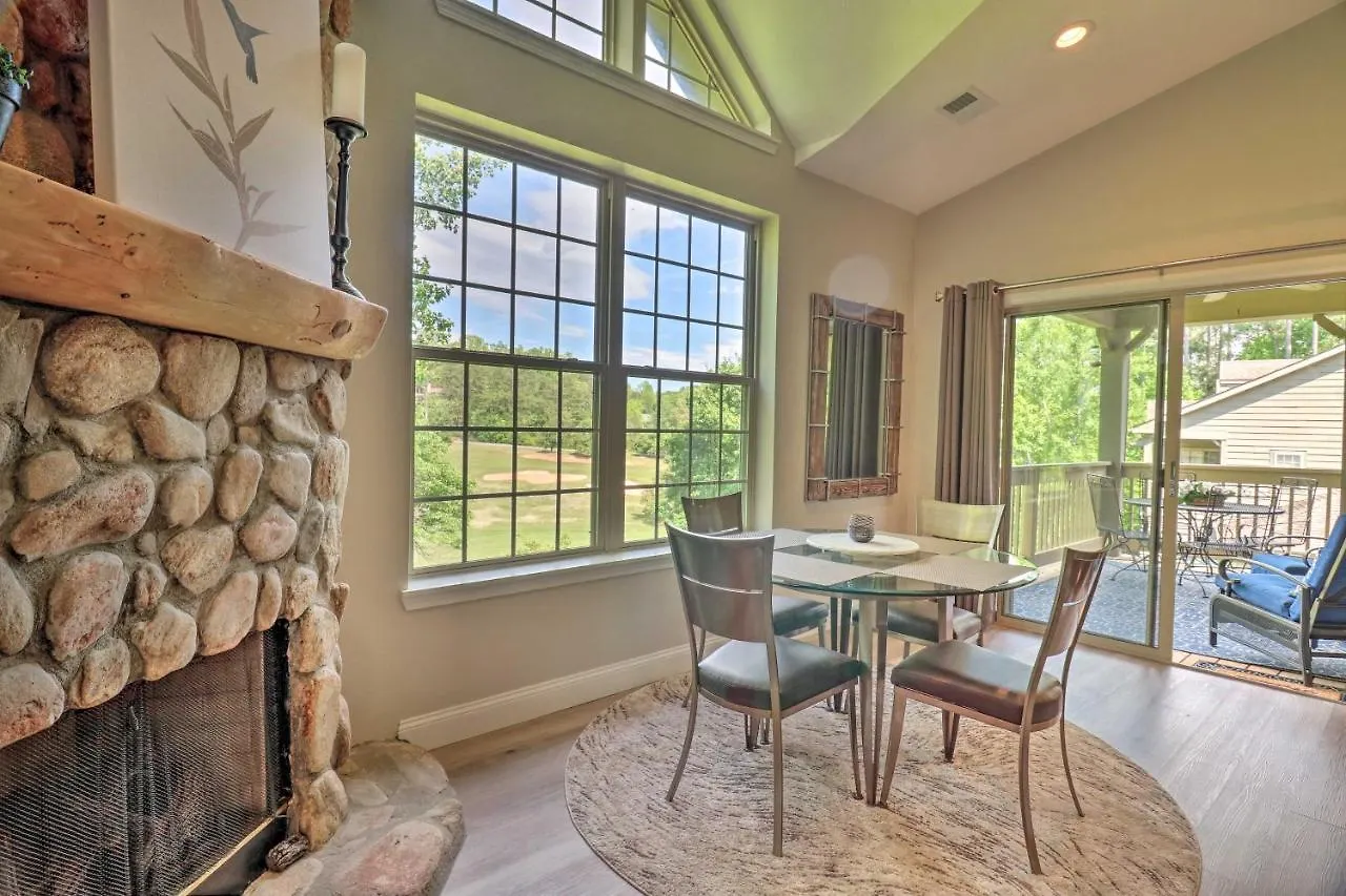 Lure With Pool And Access! Apartment Lake Lure