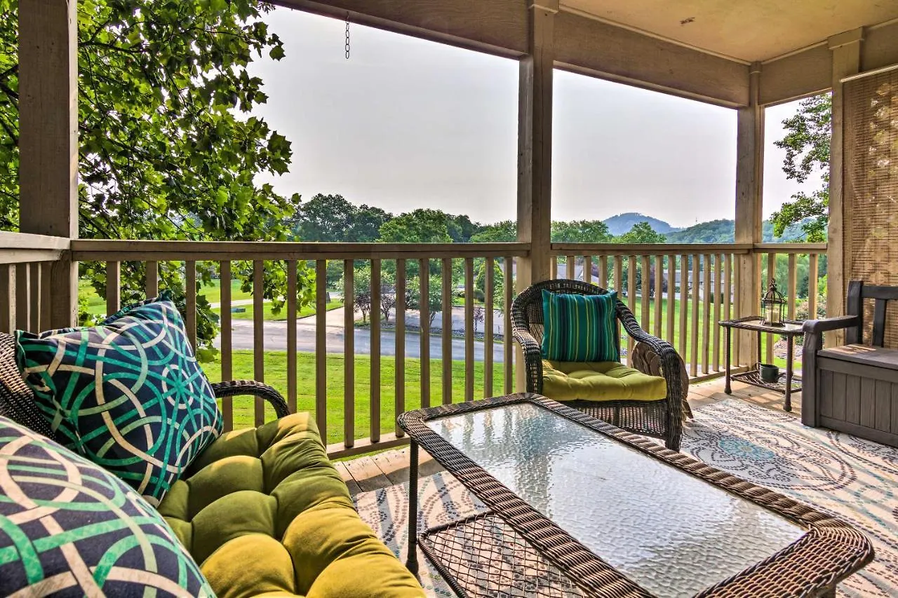 Apartment Modern With Balcony About 1 Mi To Lure! *