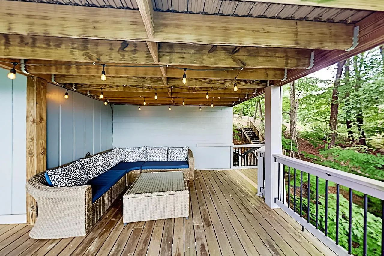 Young's Mountain Hideaway