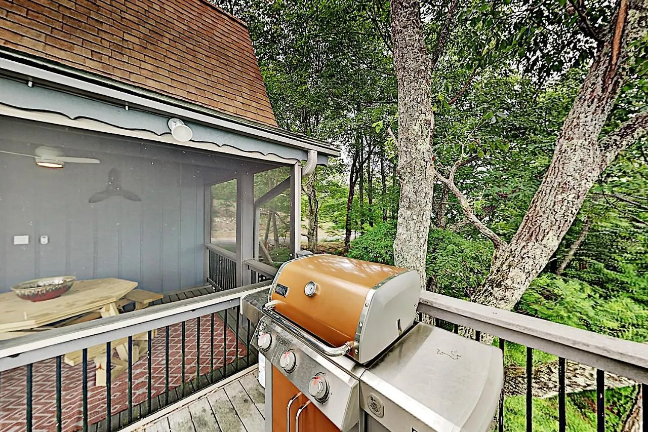 Holiday home Young's Mountain Hideaway Lake Lure