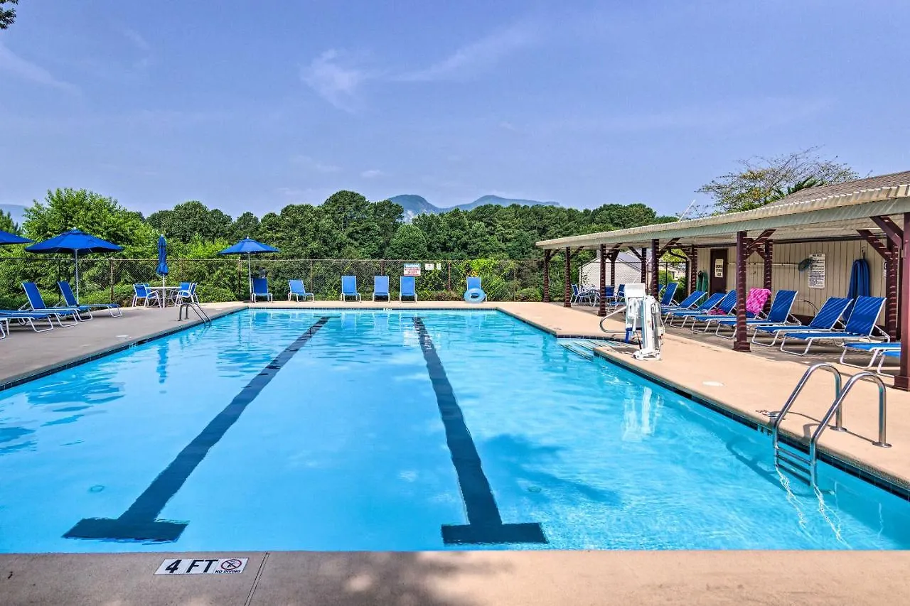 With Amenities 1 Mi To Lure Apartment