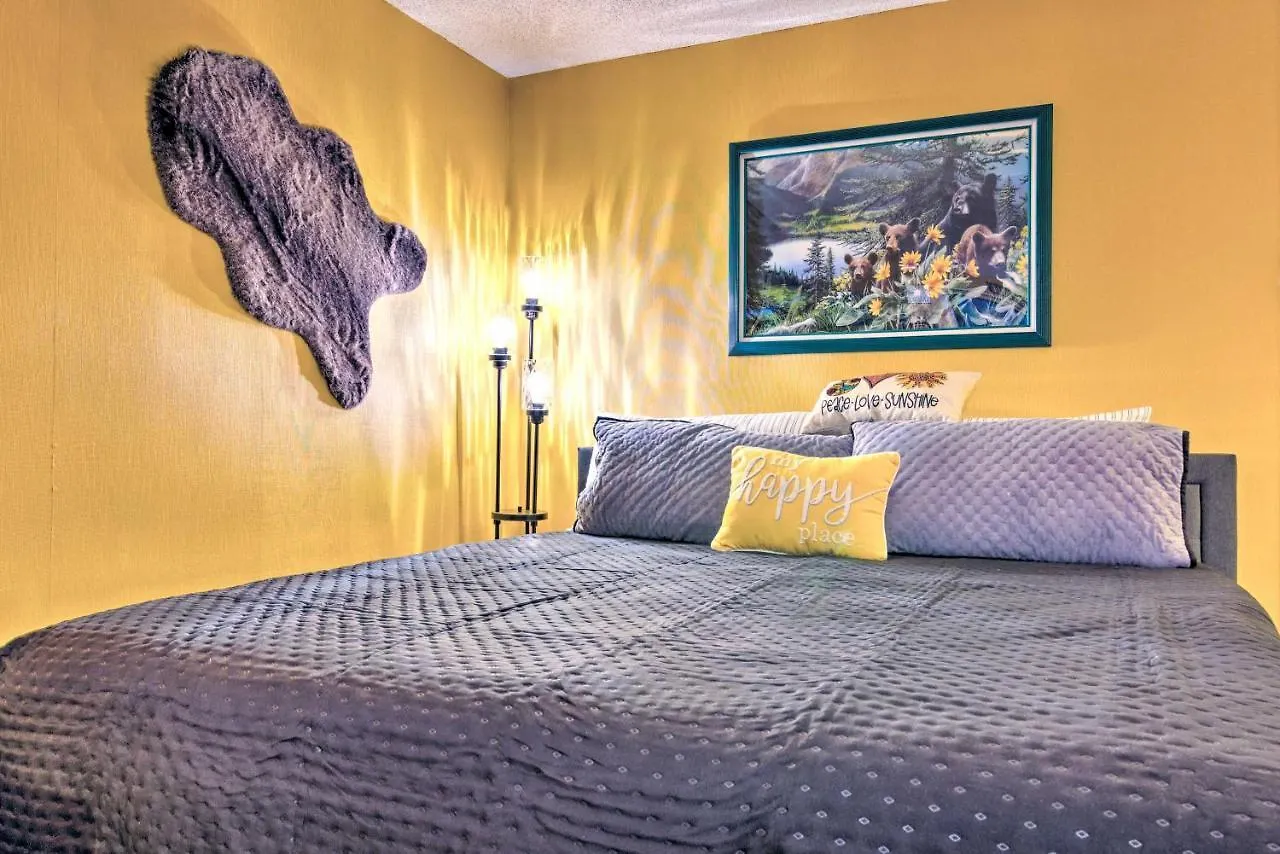 With Amenities 1 Mi To Lure