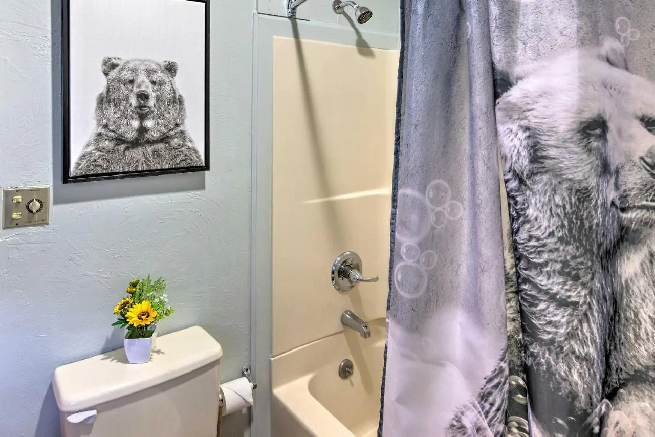 Apartment With Amenities 1 Mi To Lure