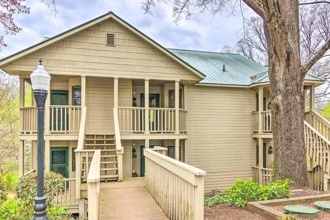 Studio Getaway Near Hiking And Biking! Lake Lure