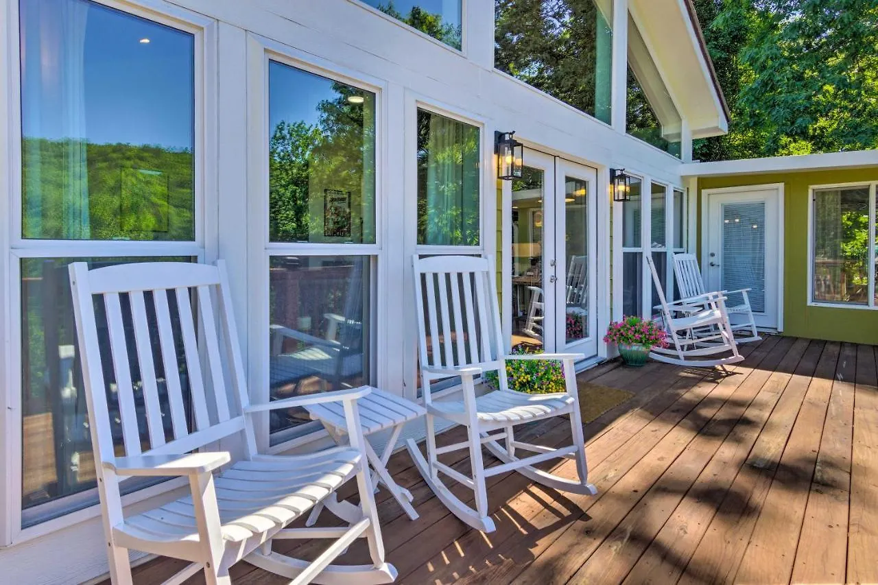 Unique Chimney Rock With Breathtaking Views * Lake Lure