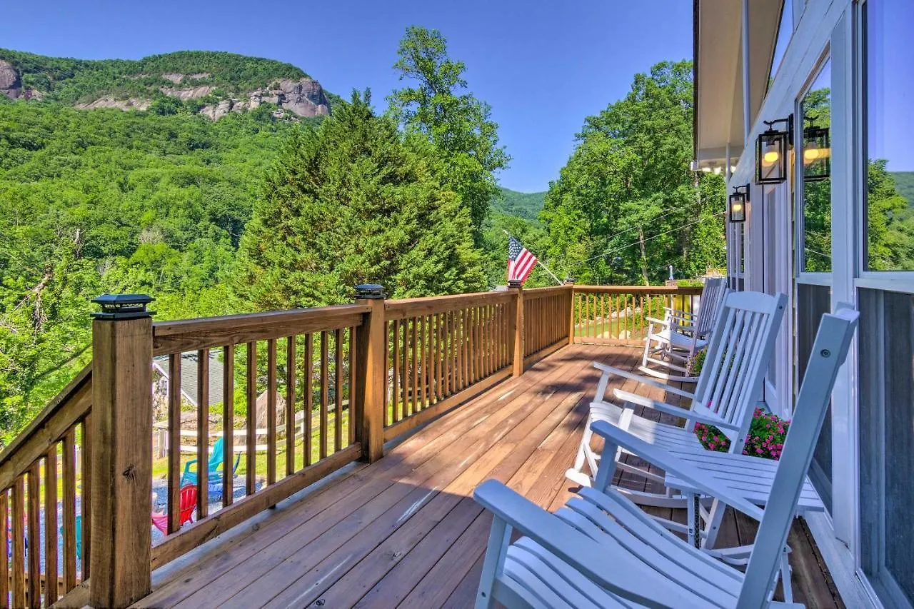 Unique Chimney Rock With Breathtaking Views *