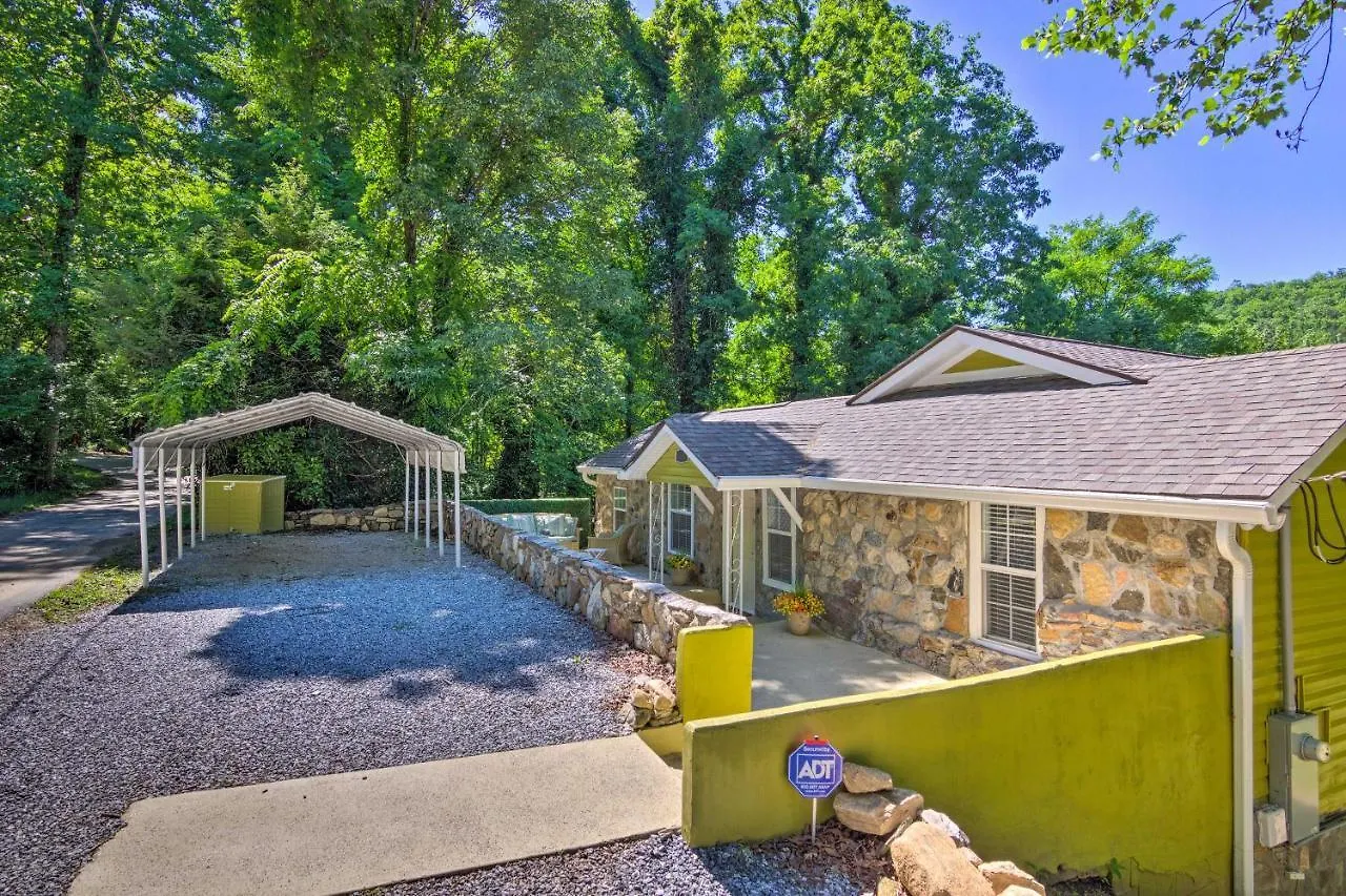 Unique Chimney Rock With Breathtaking Views * Lake Lure