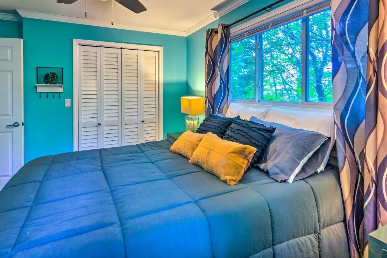 Lure Retreat With Mountain Views And Perks Lake Lure