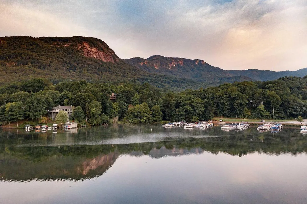 Lure With Pool And Access! Apartment Lake Lure