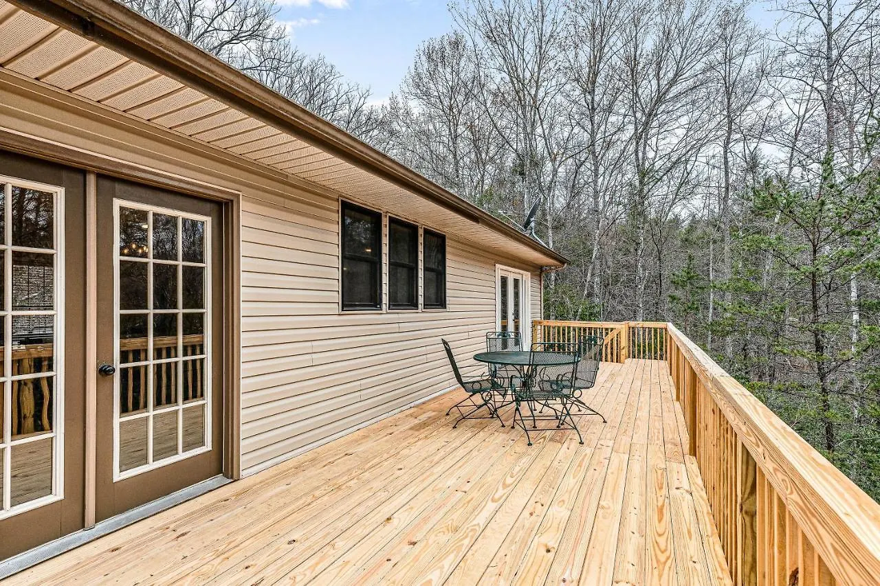 Creekside Holiday home