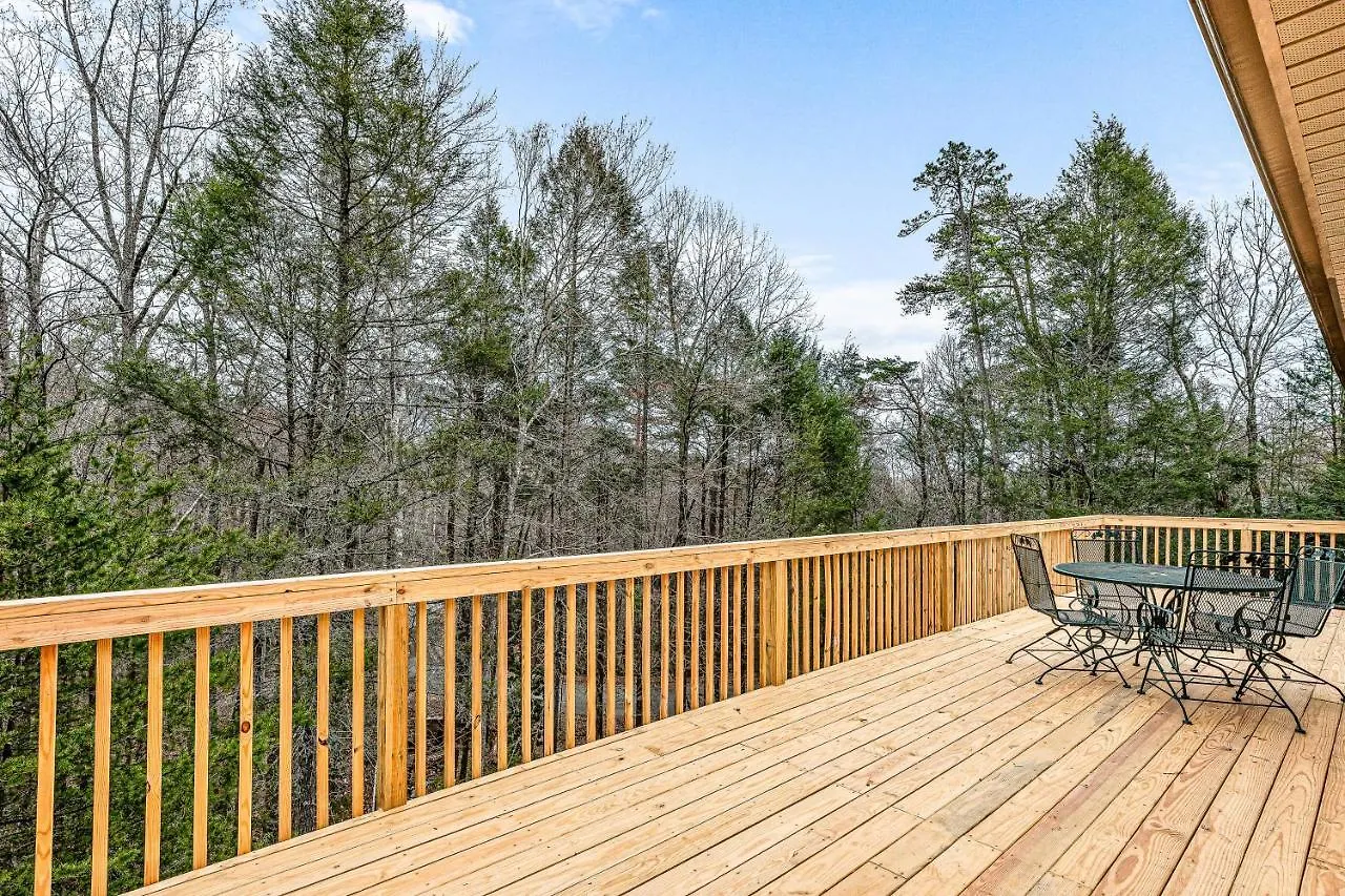 Creekside Holiday home *