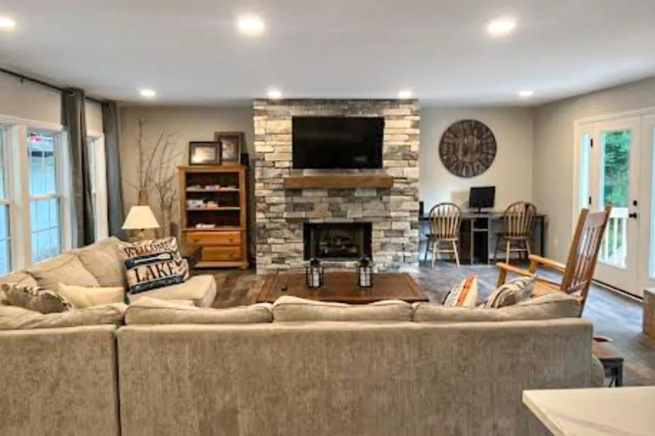 Creekside Holiday home