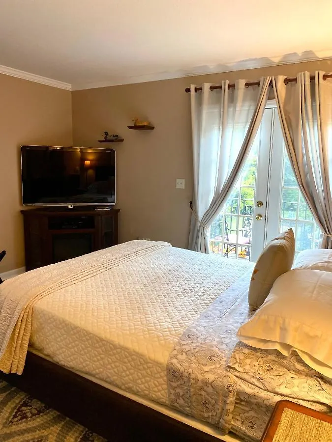 Grafton Couette-café Lake Lure