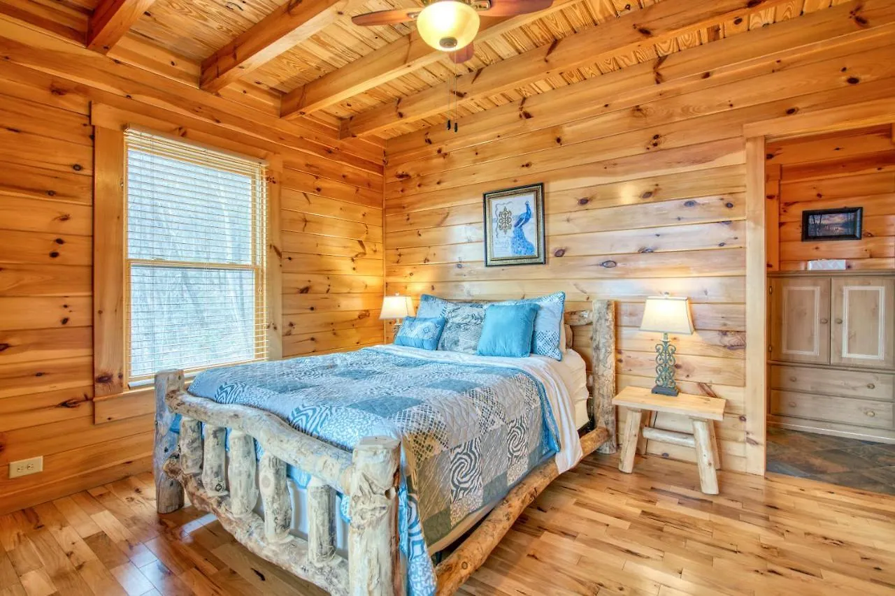 Hawk's View Log Holiday home *