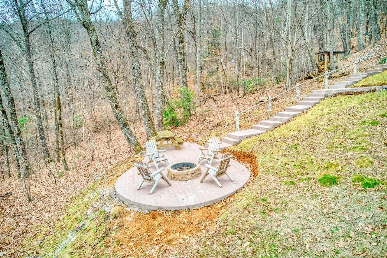 Holiday home Hawk's View Log *