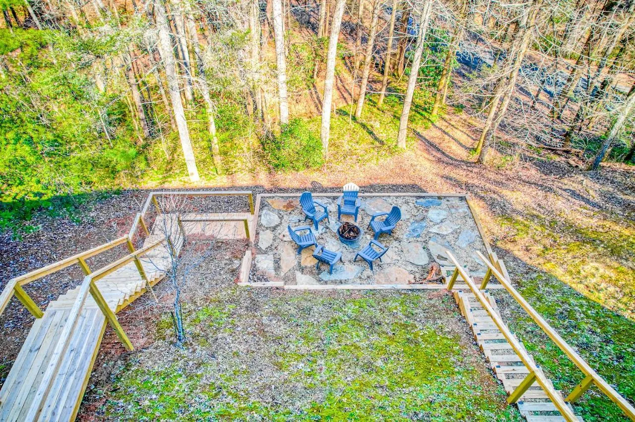 Creekside Holiday home