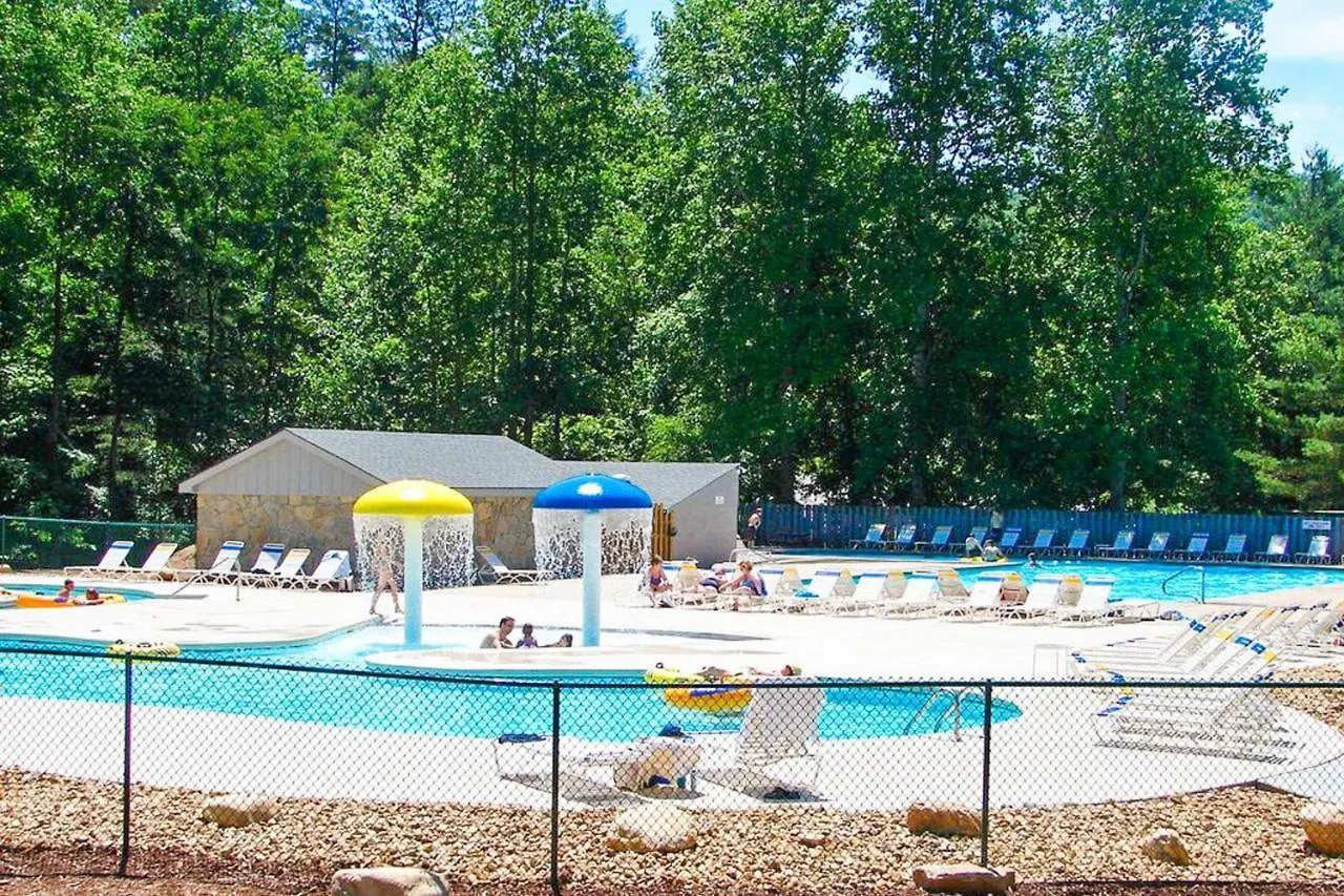 Holiday home Carolina Cardinal House Lake Lure