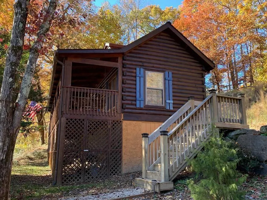 Log Walkable To Lure & Chimney Rock - Blue Skies