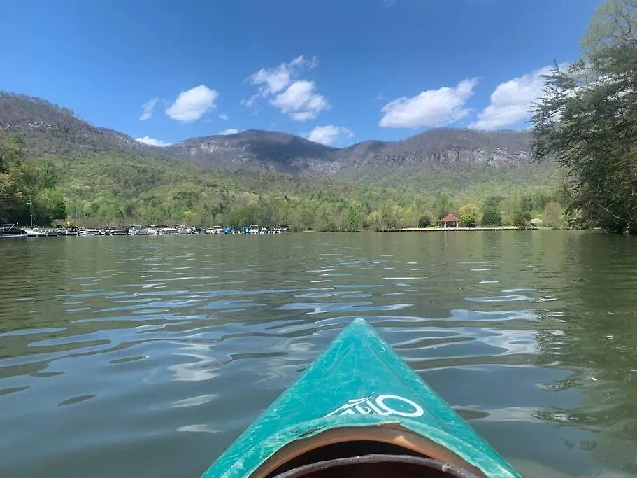 Log Walkable To Lure & Chimney Rock - Blue Skies * Lake Lure