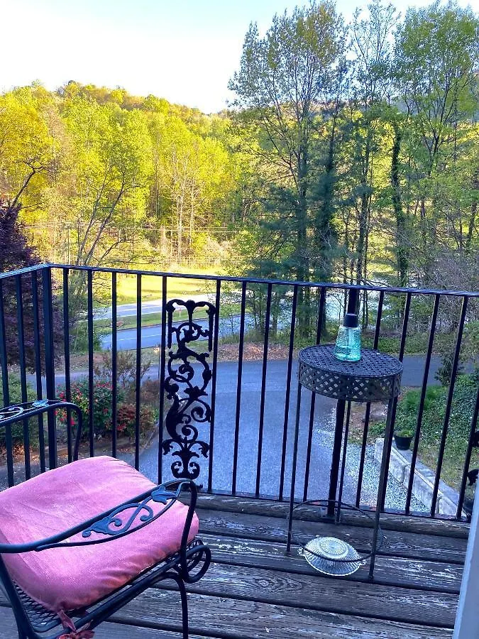 Couette-café Grafton Lake Lure