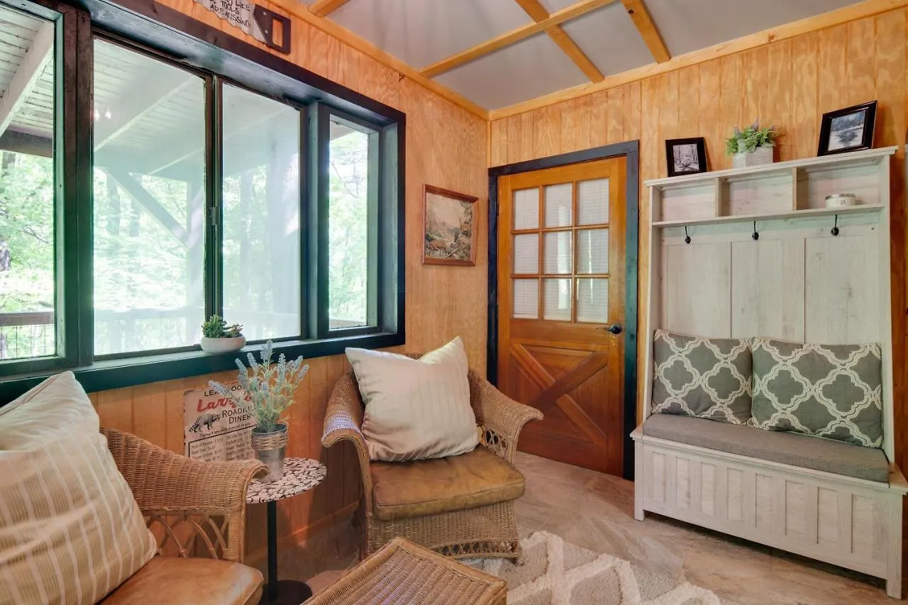 Cabin In Near Chimney Rock And Asheville! Holiday home