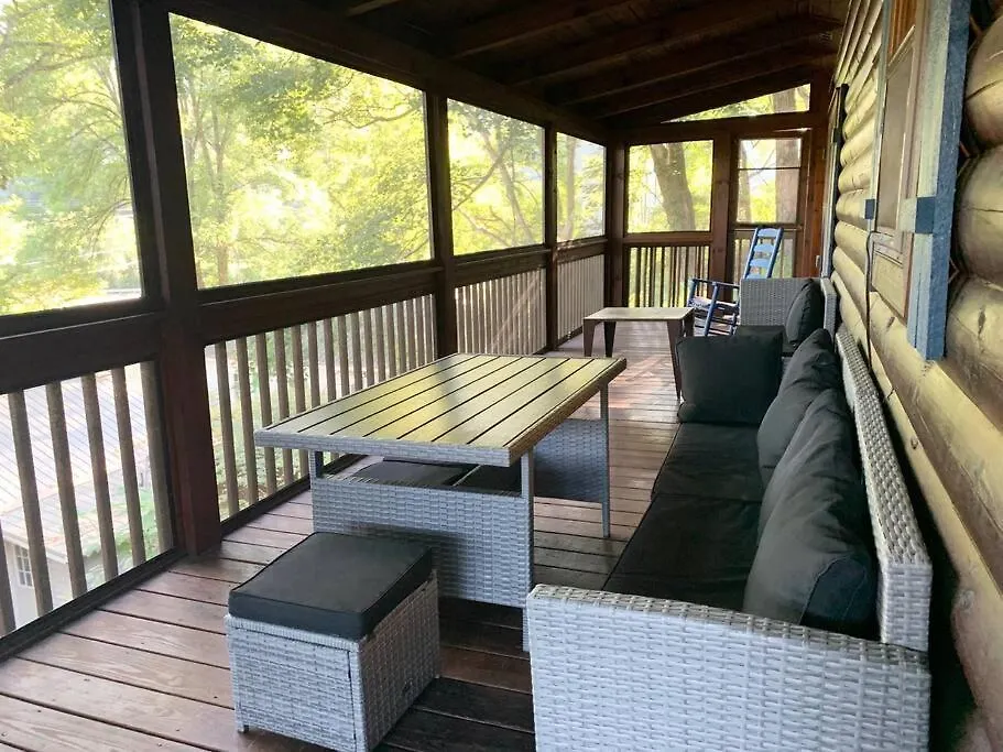 Log Walkable To Lure & Chimney Rock - Blue Skies