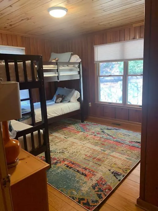 Lure Me - Walk To Amenities * Lake Lure