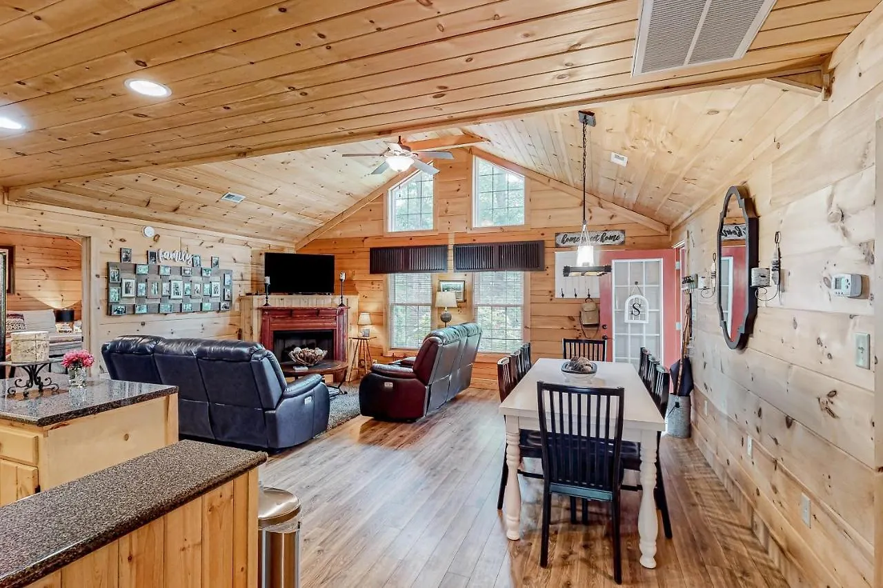 Holiday home Wild Rose Lake Lure