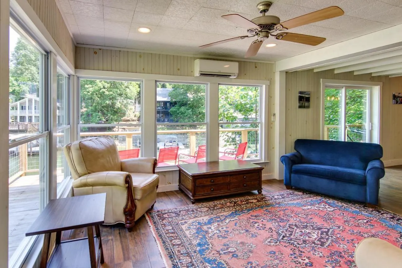Waterfront North Carolina On Lure! Holiday home Lake Lure