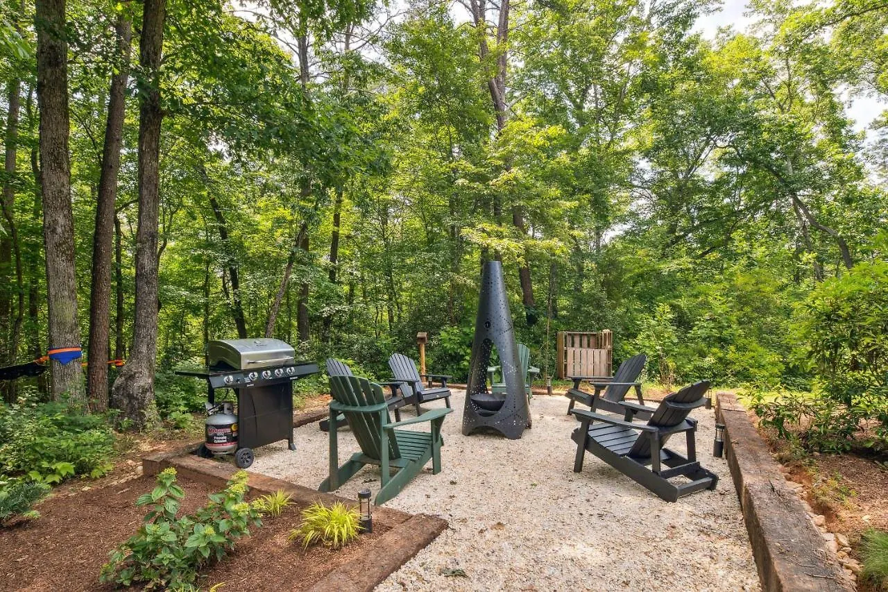 Lure Outdoor Oasis With Fire Pit And Bbq Lake Lure