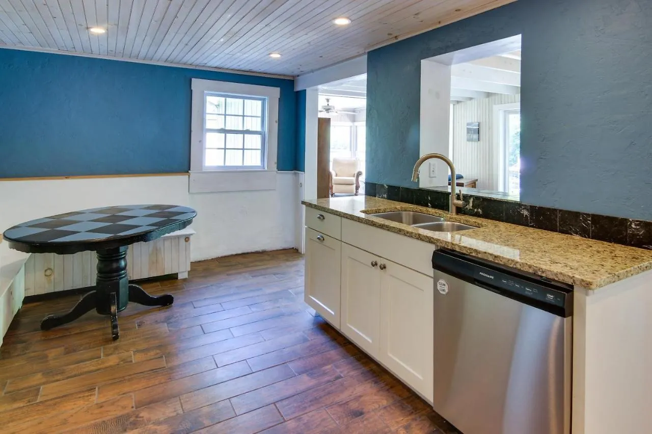 Holiday home Waterfront North Carolina On Lure!