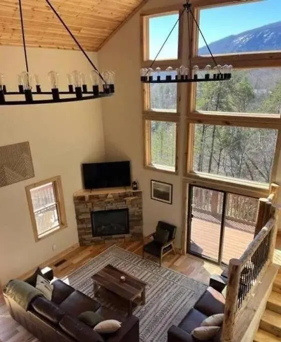 Above It Hot Tub Views Rumbling Bald Sleeps 11 *